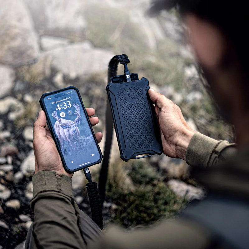 Load image into Gallery viewer, Poseidon Pro 10,200 mAh Indestructible Portable Charger
