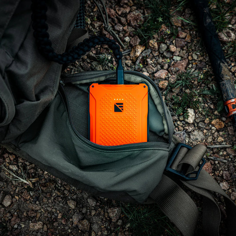 Load image into Gallery viewer, Poseidon Pro 10,200 mAh Indestructible Portable Charger
