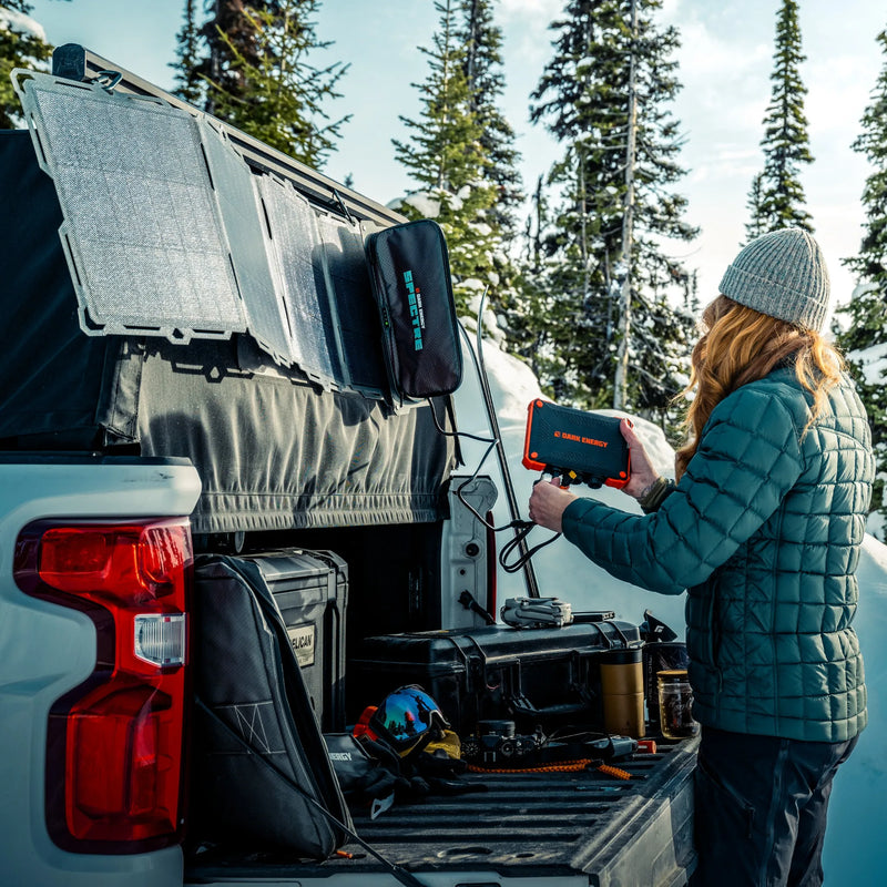 Load image into Gallery viewer, Poseidon XL 27,000 mAh Rugged Power Bank
